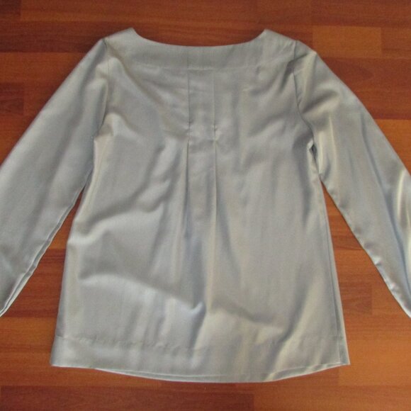 Alfred Sung Pure Grey Pleated Blouse - Small - Picture 7 of 8